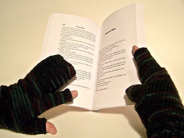 knit gloves reading 2